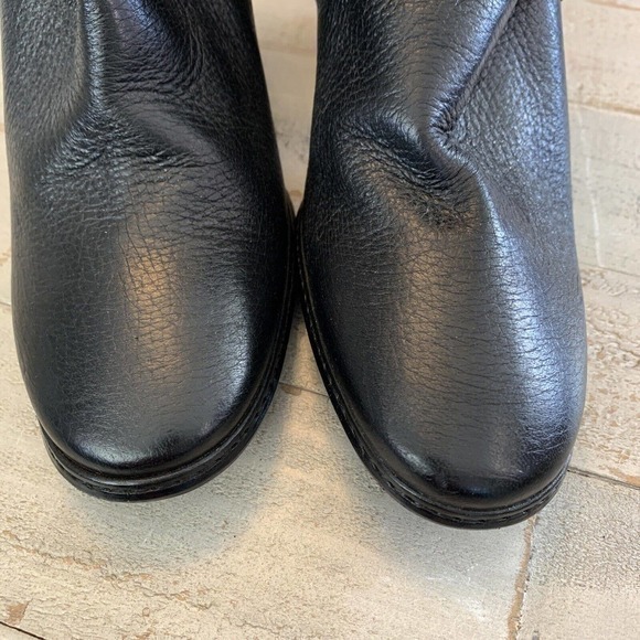 Italian Leather A. Testoni Ankle Boots Black Booties Heeled Buckle Sz 40 US 8.5 - Picture 5 of 9